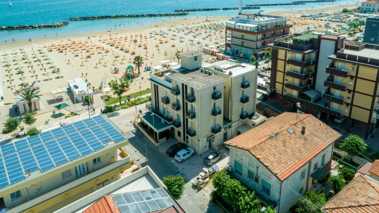 Hotel Milanese Rimini Exterior foto